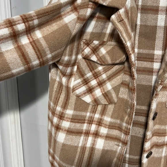 Plaid Button-Up Jacket - Picture 4 of 5